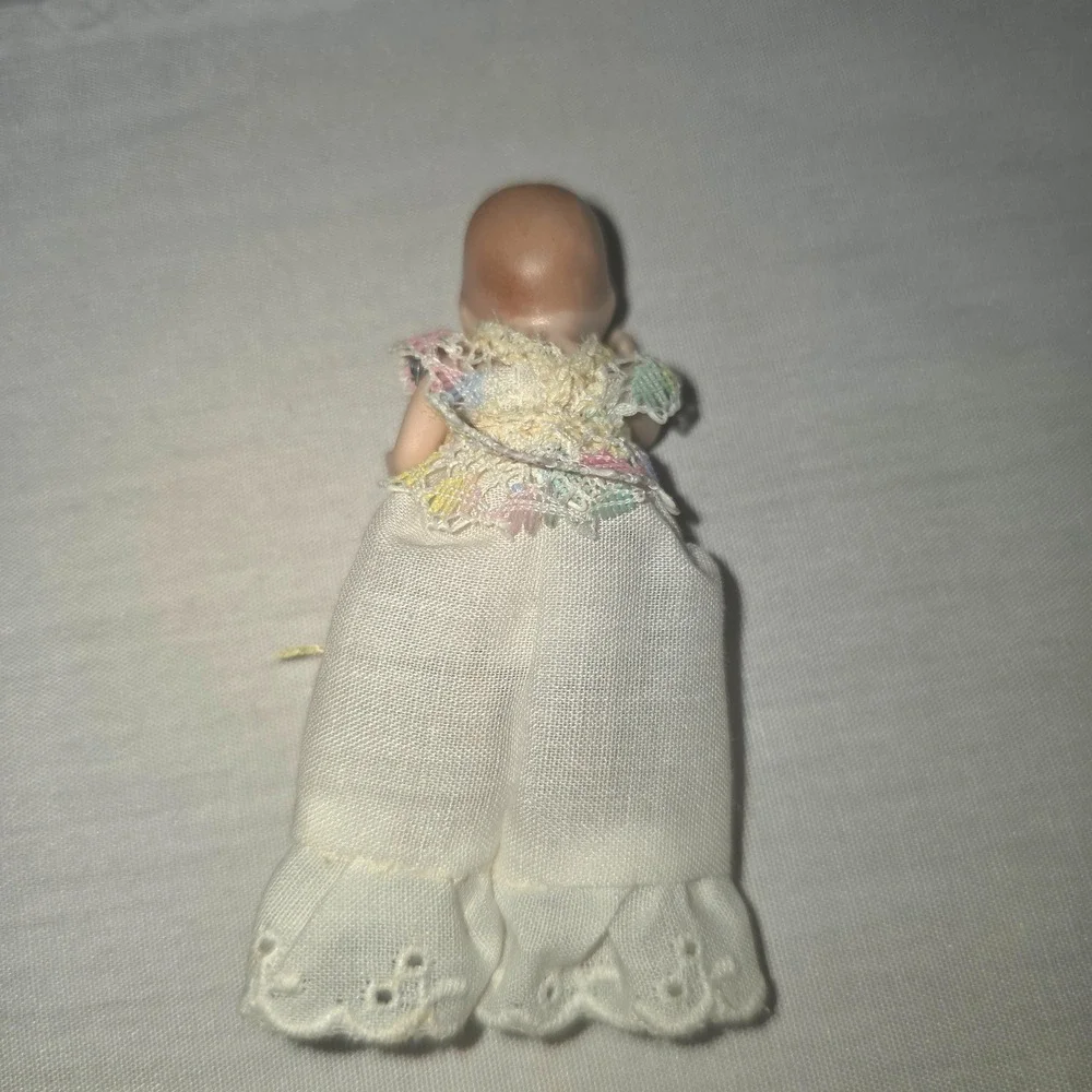 Vintage Miniature Bisque Porcelain Jointed Baby Doll White Eyelet Gown 3.5